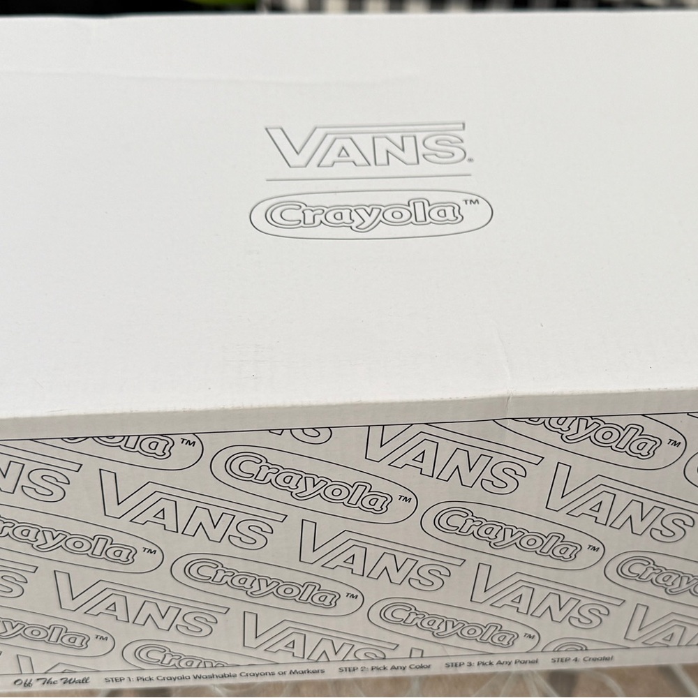 Vans Men's White and Green Casual Sneakers - Picture 7 of 8